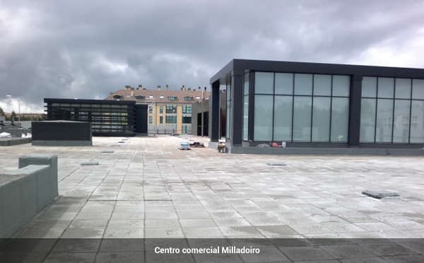 Obra de Impertex Vigo, S.L. en el Centro Comercial Milladoiro